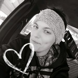 Meet your Posher, Veronica